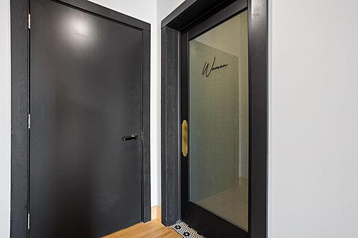 womens room